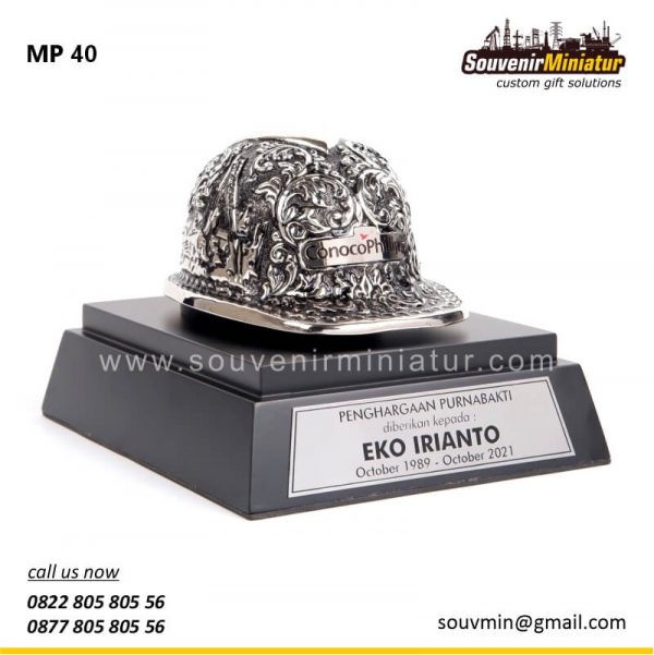 MP40 Souvenir Miniatur Helm Pertambangan Ukir