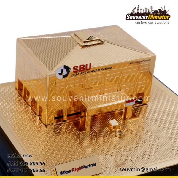 DETAIL-MB79 Souvenir Miniatur Bangunan Gedung SBU Jasa Pelayanan Pabrik PT Pupuk Kalimantan Timur