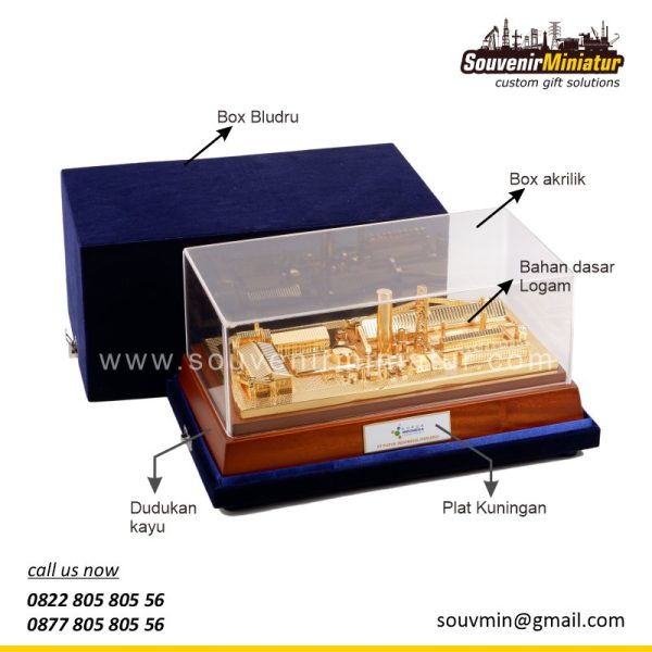 DETAIL2-MB89 Souvenir Miniatur Bangunan Pabrik PT Pupuk Pusri II-B