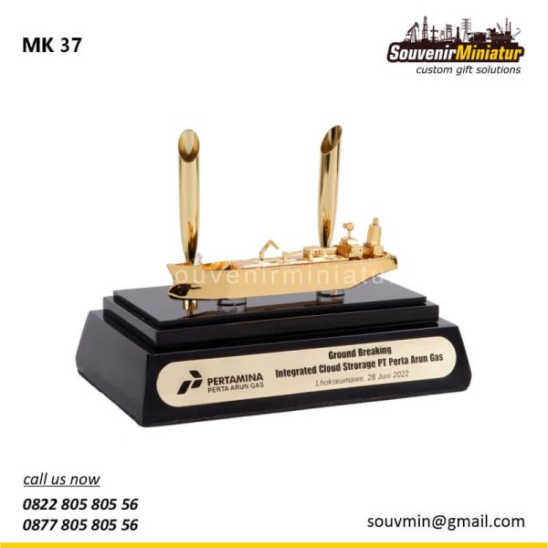 MK37-Miniatur Kapal Pertamina Ground Breaking