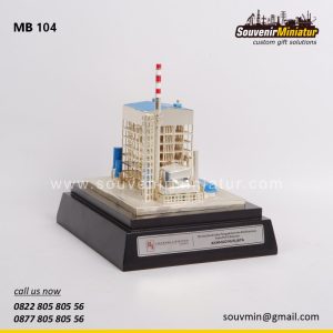 MB104 Souvenir Miniatur Bangunan Pabrik Boiler Ucapan Terima Kasih atas Pengabdian dan Dedikasinya PT PLTU Babelan Cikarang Listrindo