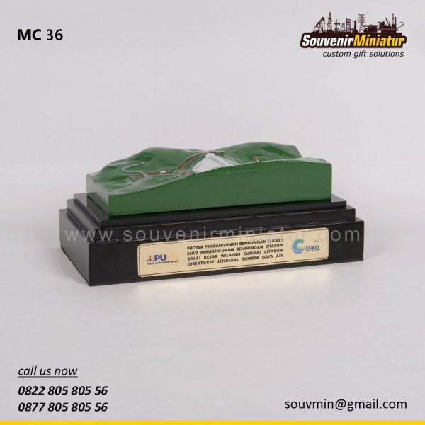 MC36 Souvenir Miniatur Proyek Pembangunan Bendungan Cijurey Bogor