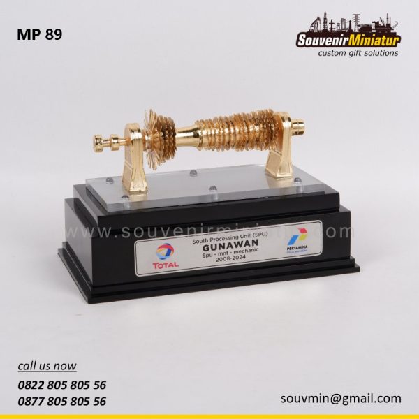 MP89 Souvenir Miniatur Turbin South Processing Unit PT Total Pertamina