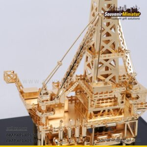 Miniatur Rig Offshore Teknik Area Kerja PT Pertamina Hulu Indonesia