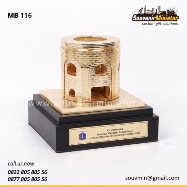 MB116 Souvenir Miniatur Benteng Martello Pulau Kelor Kab Administrasi Kepulauan Seribu