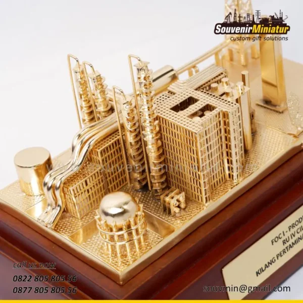 DETAIL-MP111 Miniatur Refinery Unit IV FOC