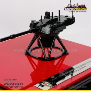 Miniatur Kenang-kenangan Tanker Lit