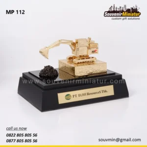 Miniatur Excavator PT Bumi Resource