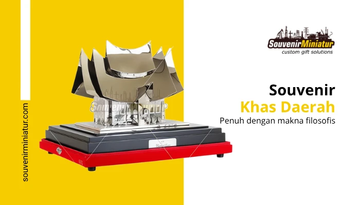 souvenir khas daerah