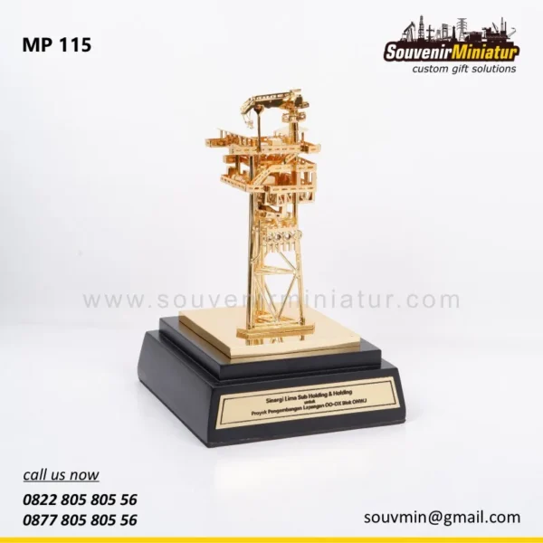 MP115 Miniatur Proyek Pengembangan Lapangan