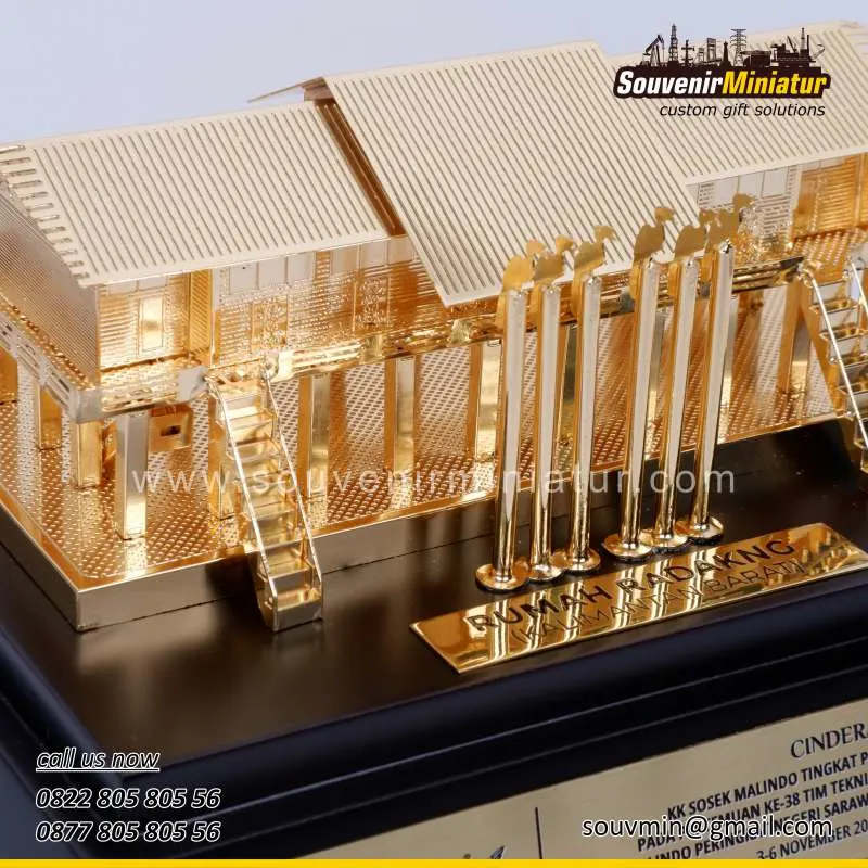 Miniatur Rumah Adat Radakng Kalbar KK Sosek Malindo 2 DETAIL-MB139 Miniatur Rumah Radakng Kalbar