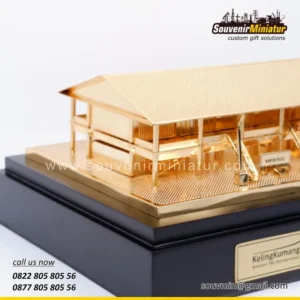 Miniatur Kantor Pusat C.U Keling Kumang