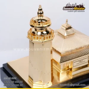 Miniatur Masjid Kasepuhan Al-Istiql