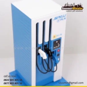 Miniatur SPKLU dari PLN UP3 Bekasi