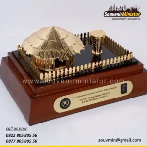 Miniatur Rumah Hanoi Kab. Puncak Ja