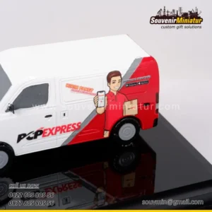 Miniatur Mobil Ekspedisi PCP Expres