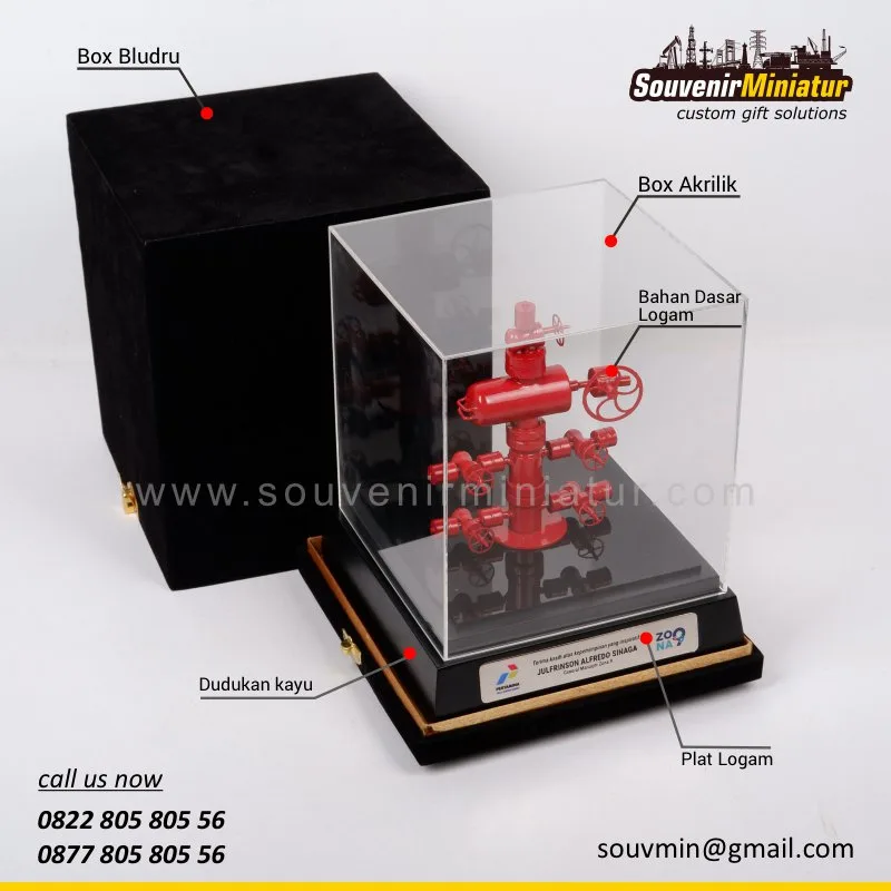 Miniatur Wellhead Pertamina Sanga Sanga Zona 9 3 DETAIL2-MP124 Miniatur Zona 9 Pertamina Sanga Sanga