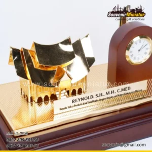 Miniatur Rumah Gadang Kejari Malang