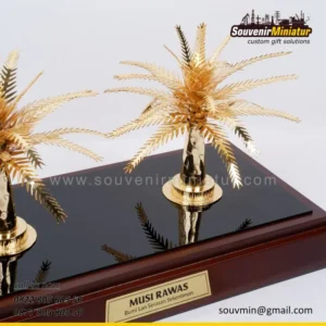 Miniatur Pohon Sawit Musi Rawas