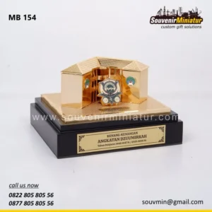 Miniatur Gedung Pondok Pesantren La