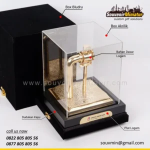 Souvenir Miniatur 20 Miniatur Pipa PT Perta Daya Gas