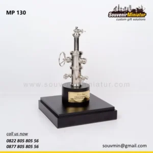 Souvenir Miniatur 23 Miniatur Wellhead PT Star Energy Ge