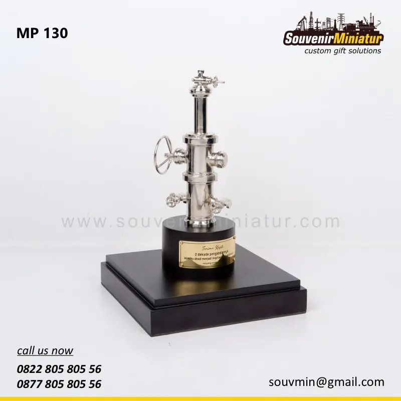 Miniatur Wellhead PT Star Energy Geothermal 1 MP130 Miniatur Star Energy Geothermal