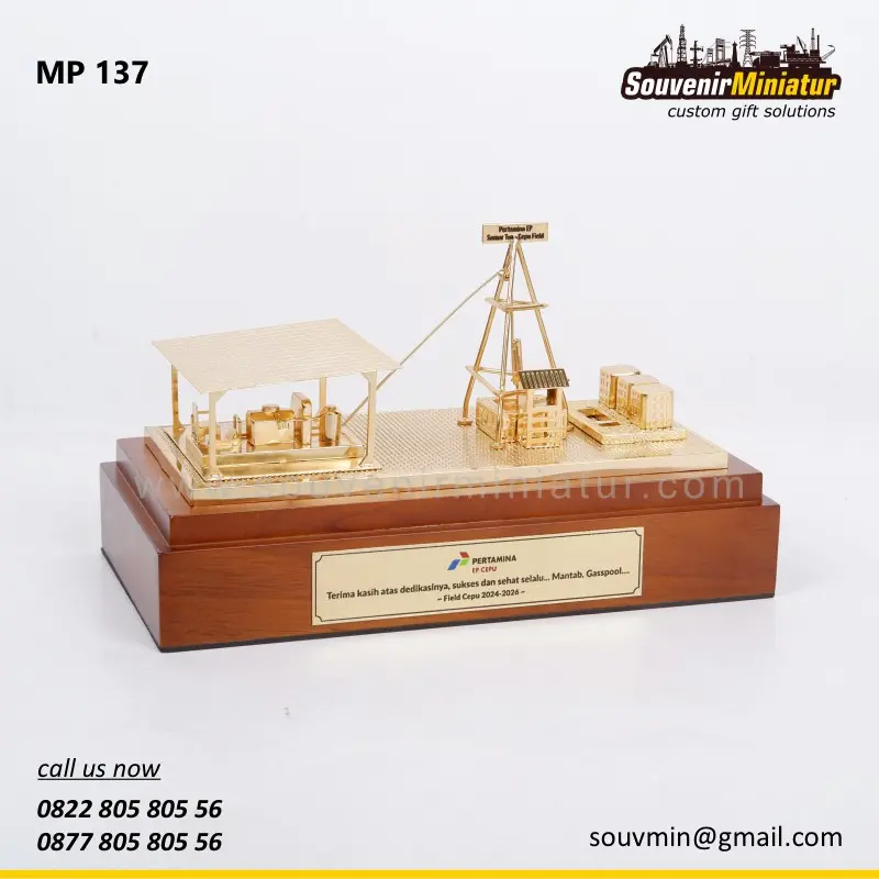 Miniatur Sumur Tua Pertamina EP Cepu 1 MP137 Miniatur Sumur Tua Cepu