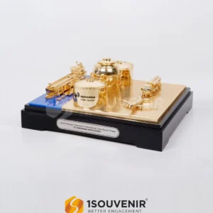 SM646 Miniatur Pelabuhan Kilang Minyak