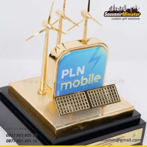 Souvenir Miniatur 16 Miniatur Panel dan Turbin PLN UP3 T
