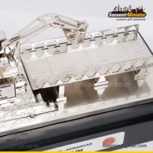 Souvenir Miniatur 20 Miniatur Jembatan Bailey Modular Sa