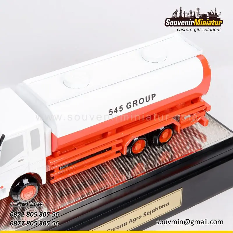 Miniatur Truk PT Sarana Agro Sejahtera 2 DETAIL-MK92 Miniatur Sarana Agro Sejahtera