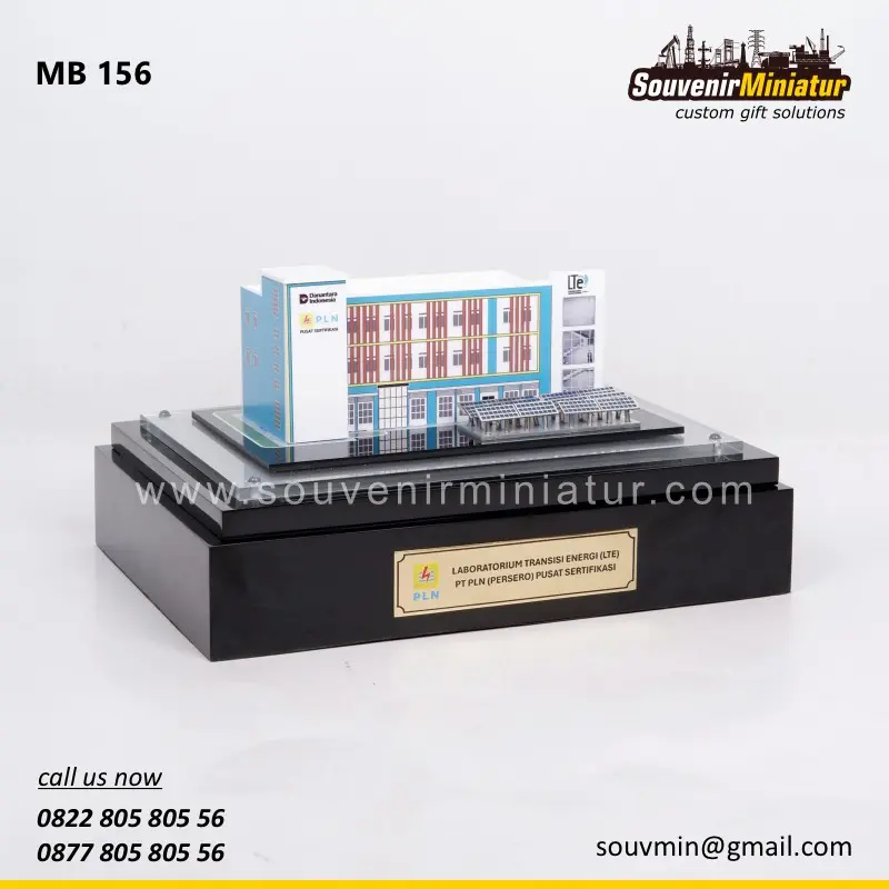 Miniatur Bangunan Laboratorium Transisi Energi PT PLN 1 MB156 Miniatur Bangunan Laboratorium Transisi