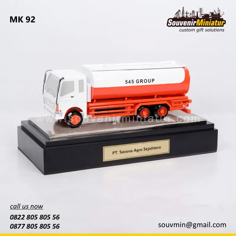 Miniatur Truk PT Sarana Agro Sejahtera 1 MK92 Miniatur Sarana Agro Sejahtera